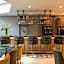 Argenta Tower Hotel & Suites