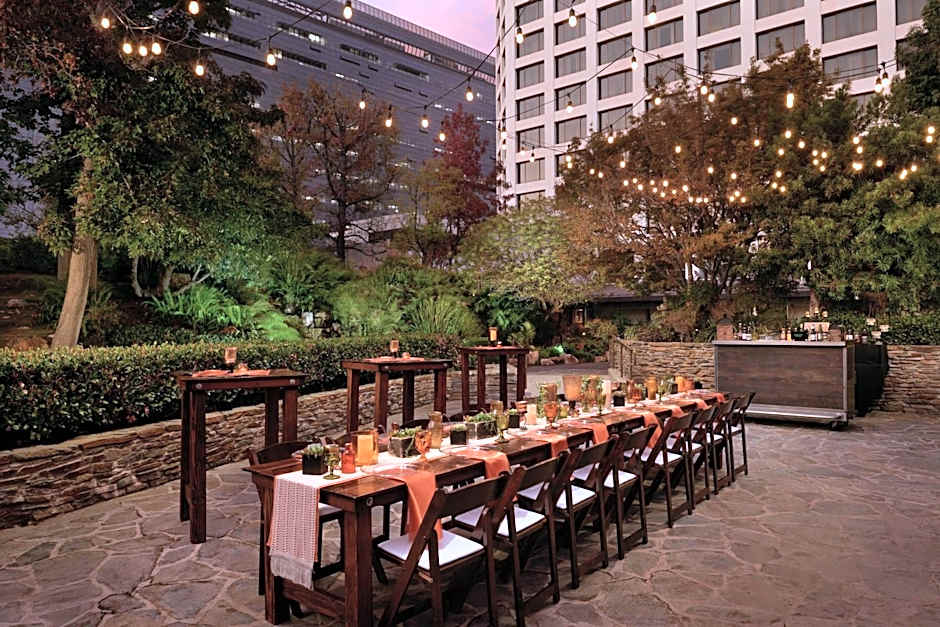 DoubleTree By Hilton Los Angeles Downtown