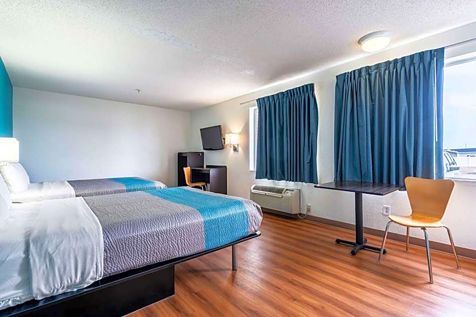 Motel 6-Rocky Mount, NC