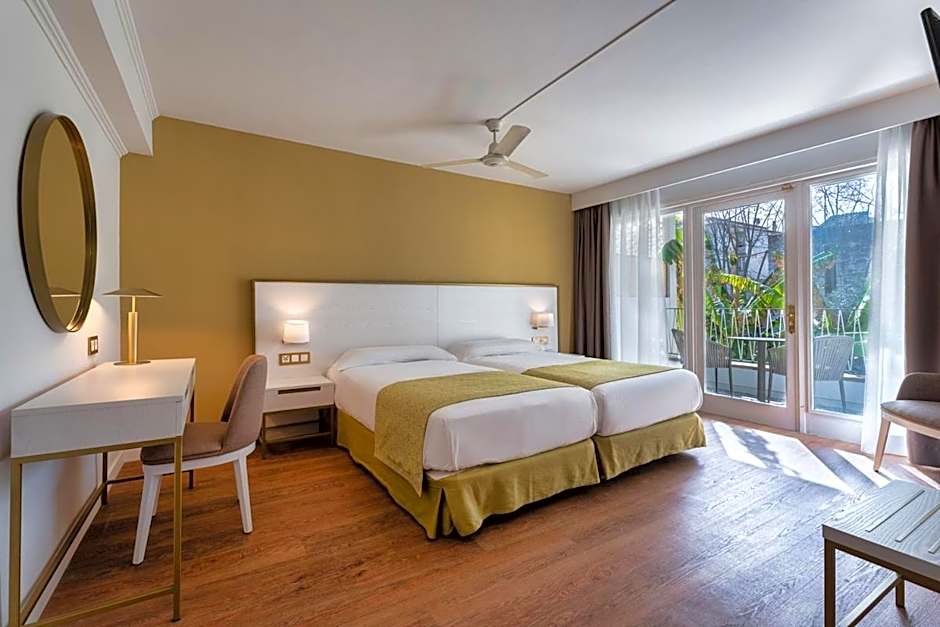 Photo 1 of 11 of Standard 1 Double Bed or 2 Beds, Balcony