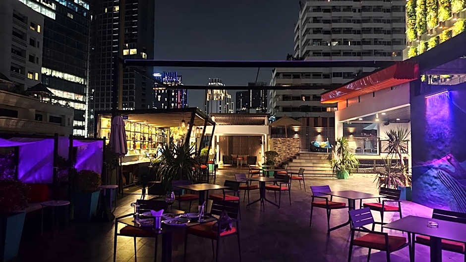 Citrus Suites Sukhumvit 6 by Compass Hospitality (SHA Extra Plus)