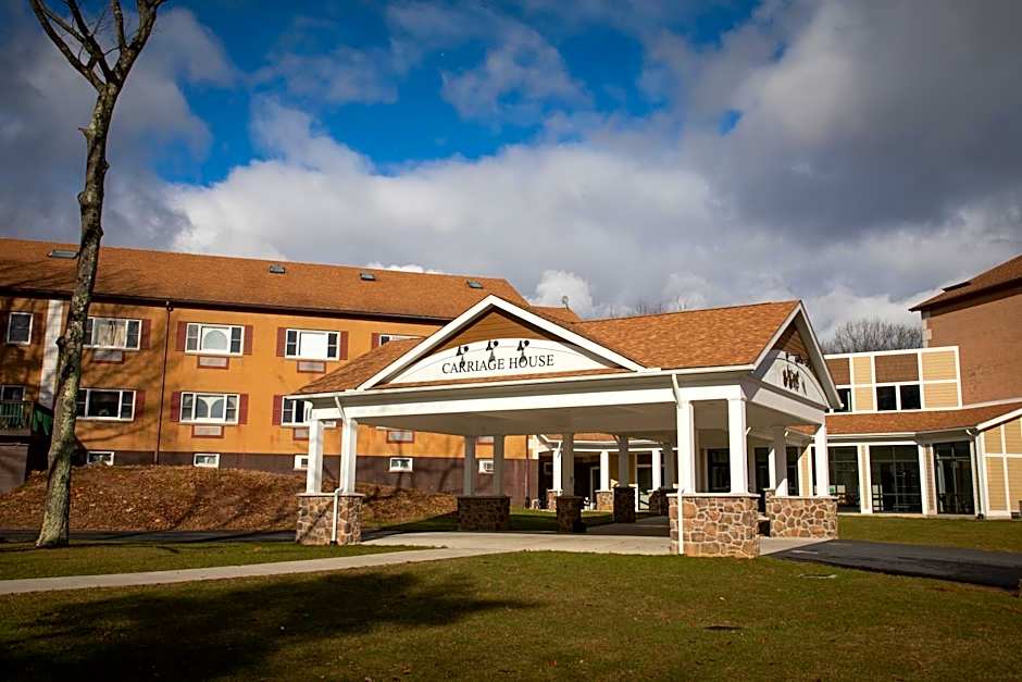 Carriage House Country Club