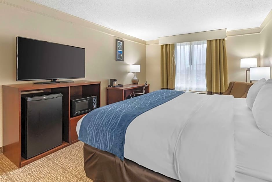 Comfort Inn & Suites