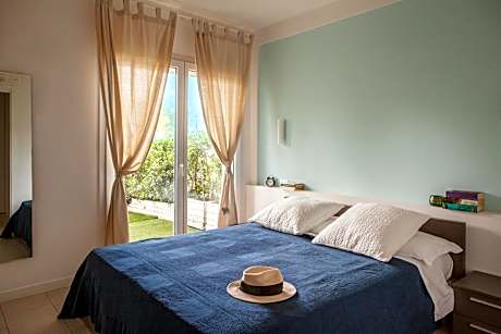 One-Bedroom Apartment - Ground Floor (6 Adults)