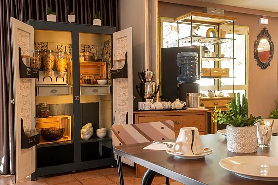 Hotel Arc-En-Ciel Colmar Contact Hotel