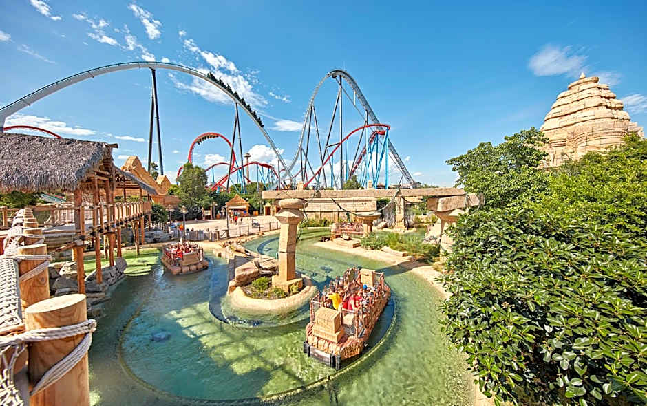 Ponient Piramide Salou by PortAventura World