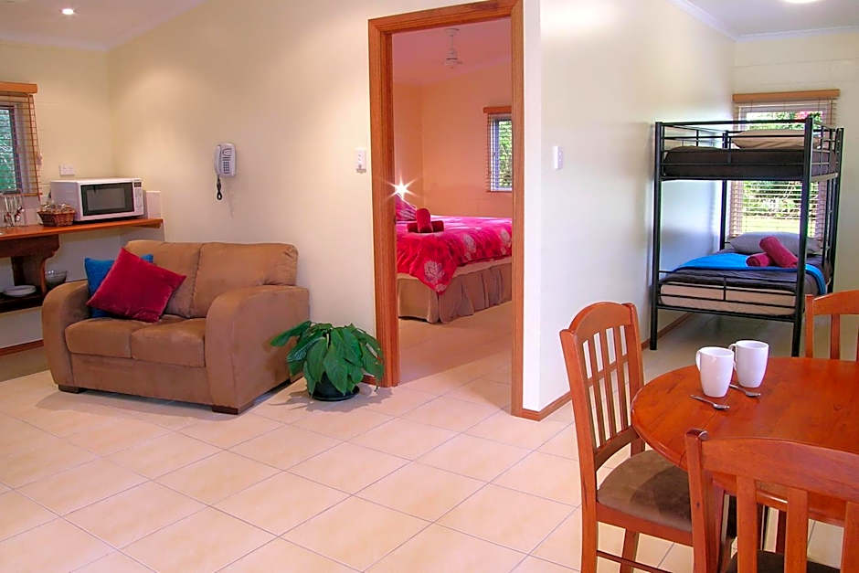 Photo 1 of 5 of 1 Bedroom Apartment