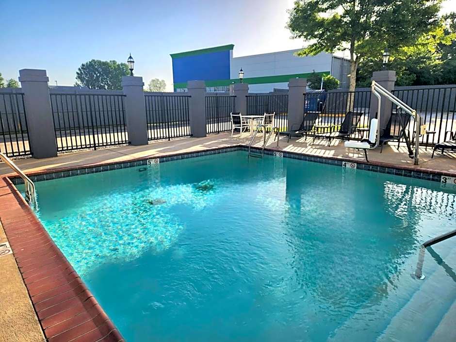 Days Inn by Wyndham Baton Rouge I-10