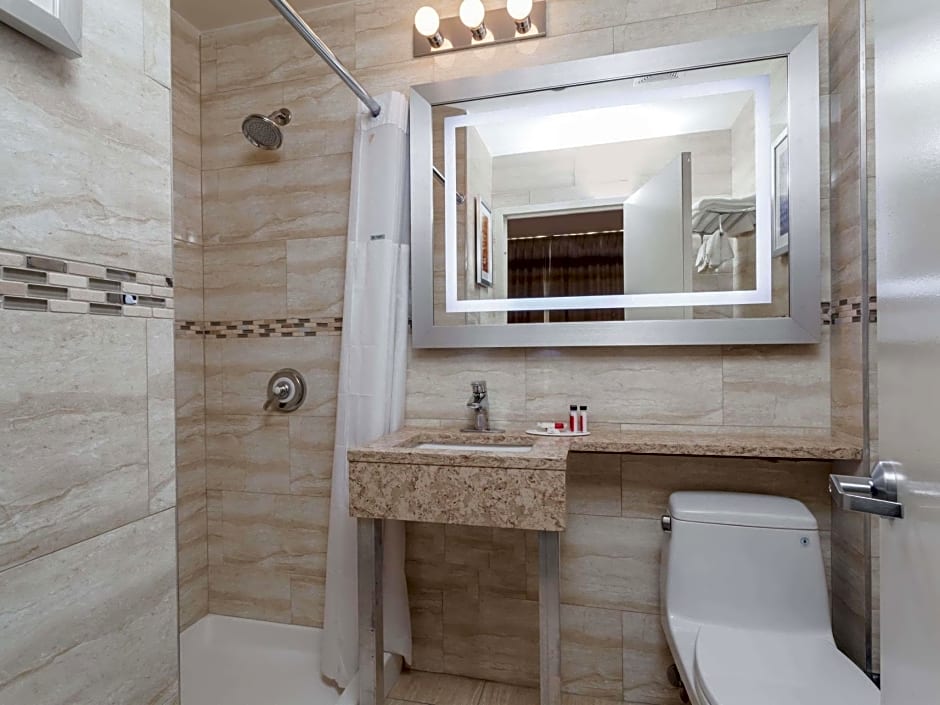 Days Inn by Wyndham Brooklyn Crown Heights
