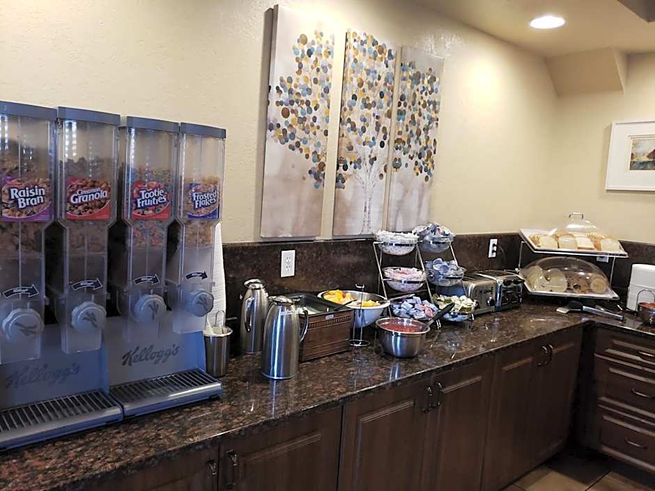 St. George Inn and Suites