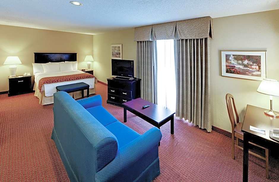 Hawthorn Suites by Wyndham Dayton North