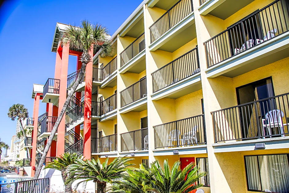 Ramada by Wyndham Panama City Beach / Beachfront