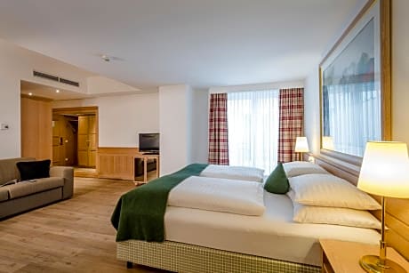 Superior Family Room