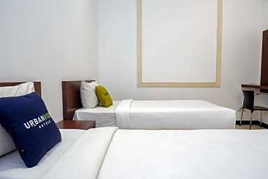 RedDoorz @ Hotel Artama Pandanaran Semarang