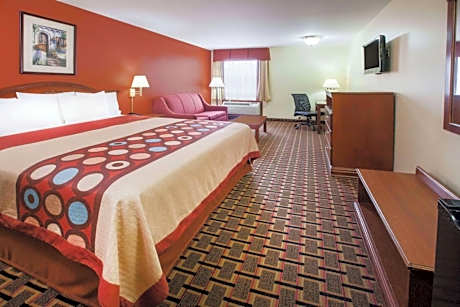 1 King Bed Non-Smoking
