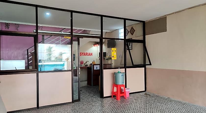 Ayuning Guest House Syariah Semarang Mitra RedDoorz