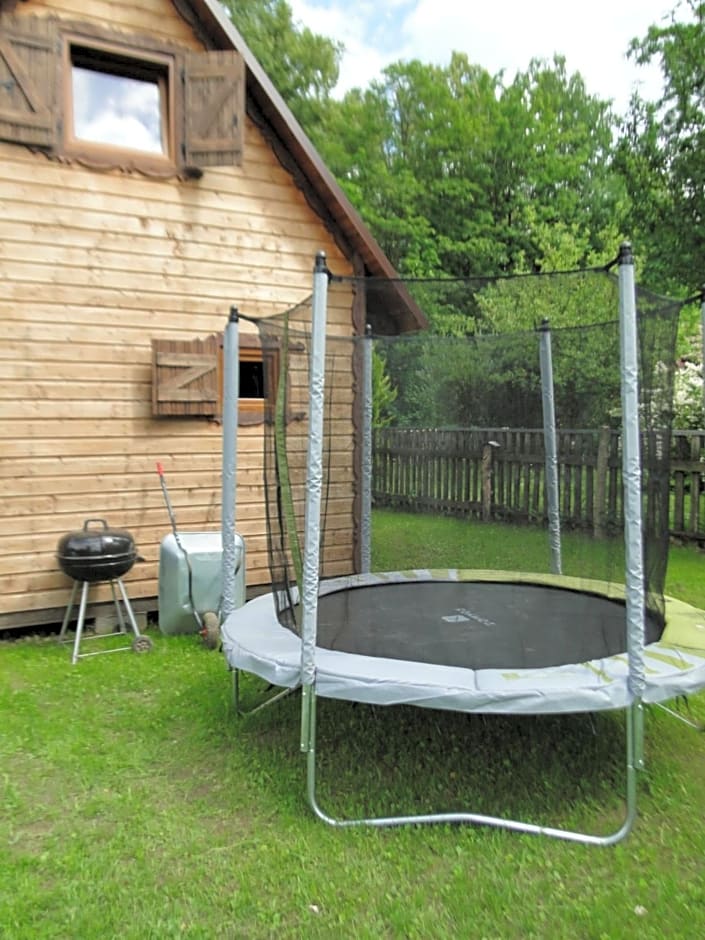 Domek pod śnieżką 1