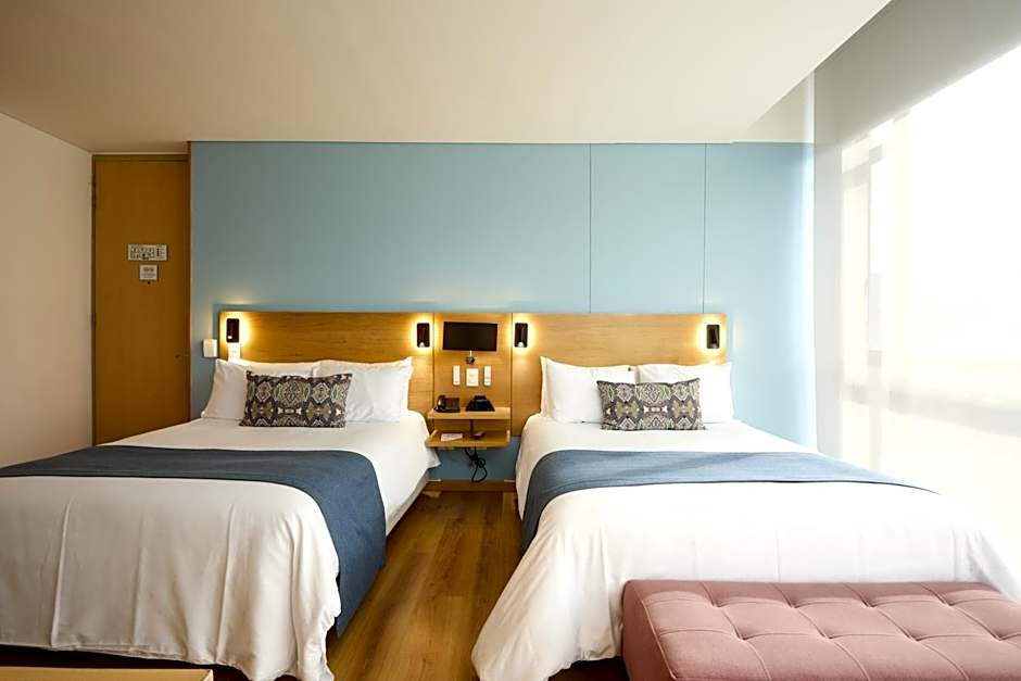 Hotel bh Parque 93