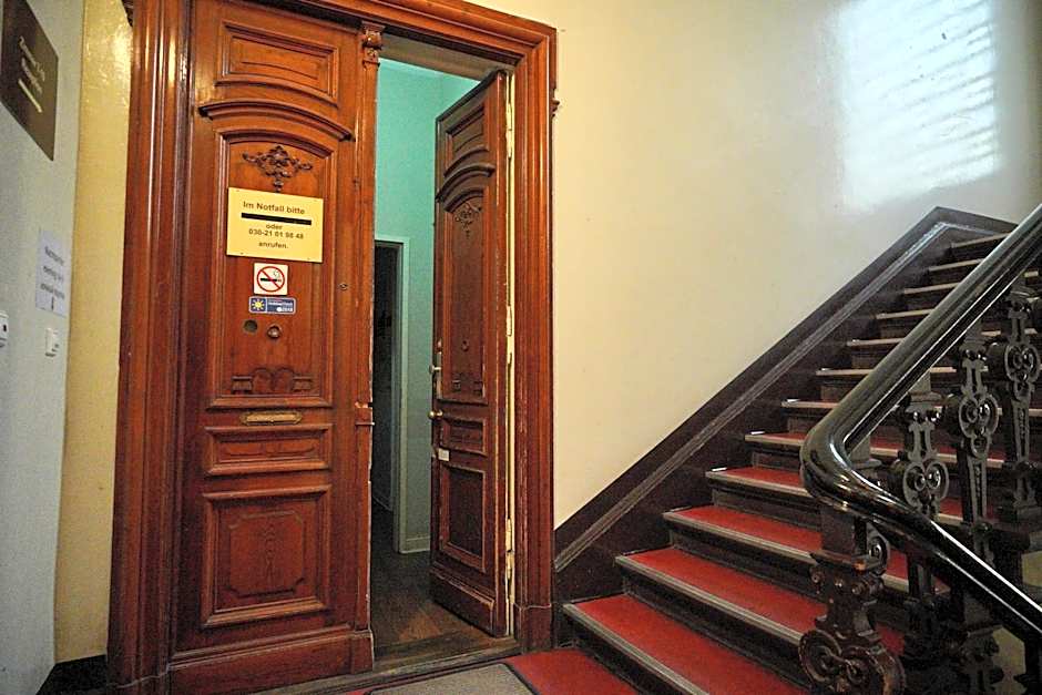 Hotel Pension Bernstein am Kurfürstendamm