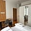 Lion`s Rooms n Apartments