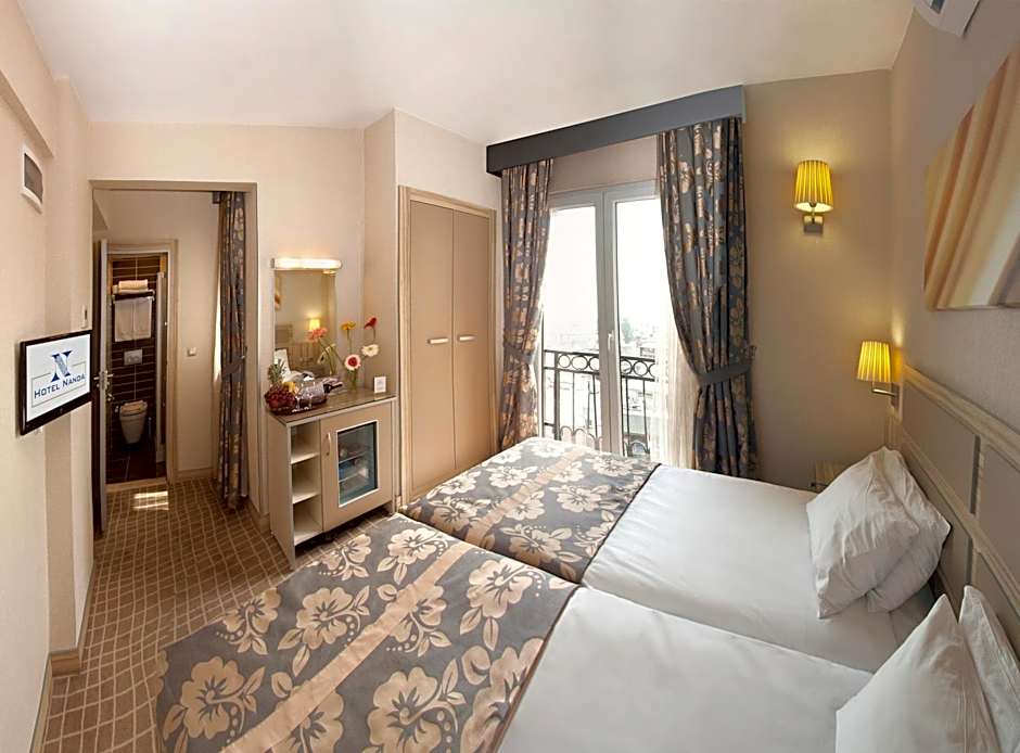 Nanda Hotel