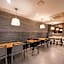 Brown-Dot Hotel Gupo