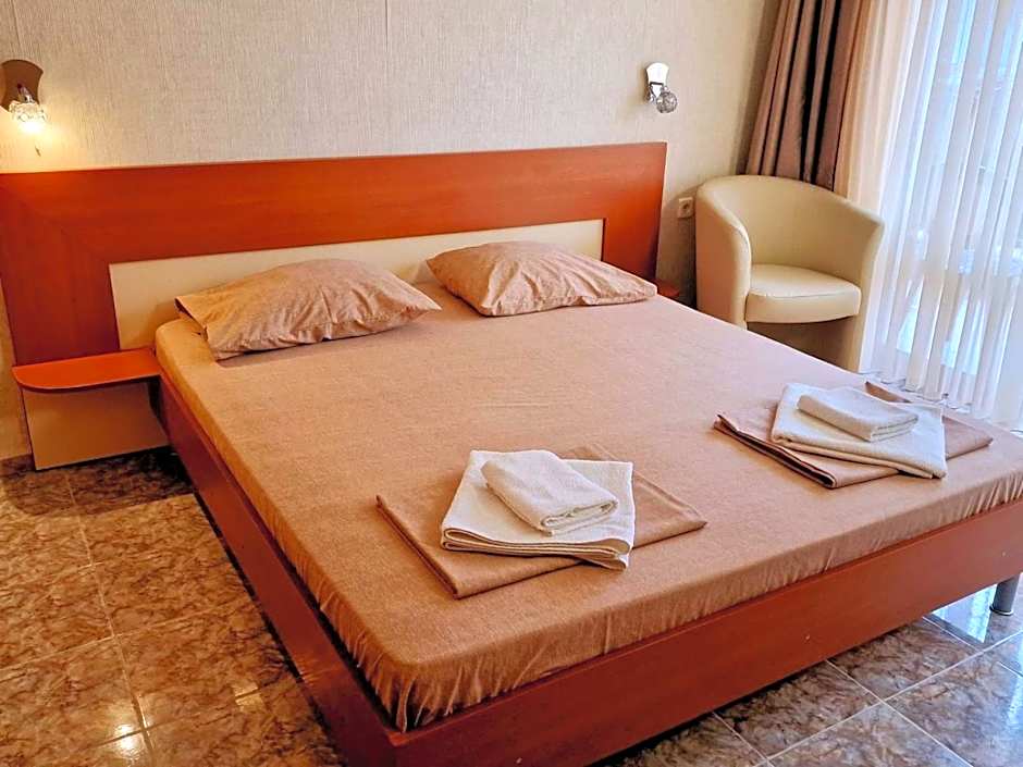 Къща за гости Карел