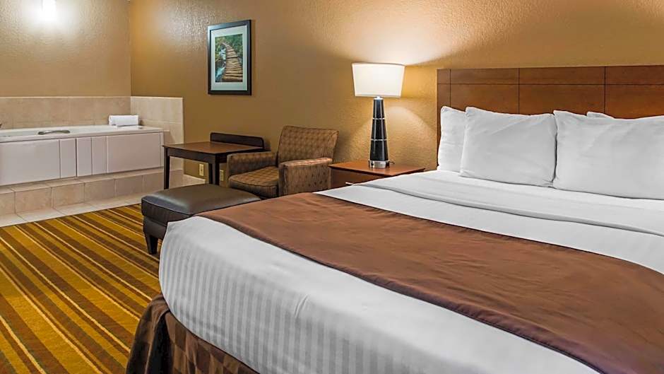 Rock Island Inn & Suites Marshalltown