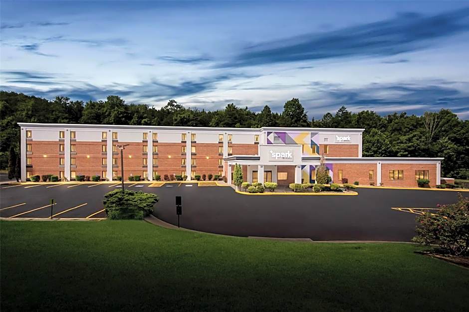 Spark by Hilton Lexington