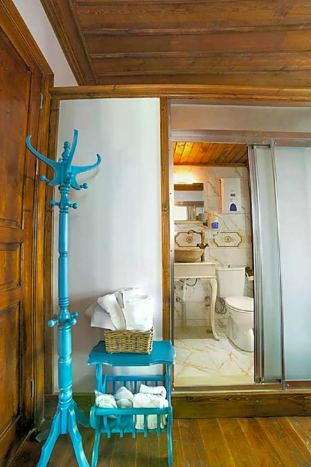 ARİSTONİCUS BUTİK HOTEL