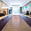 La Quinta Inn & Suites by Wyndham McAllen La Plaza Mall