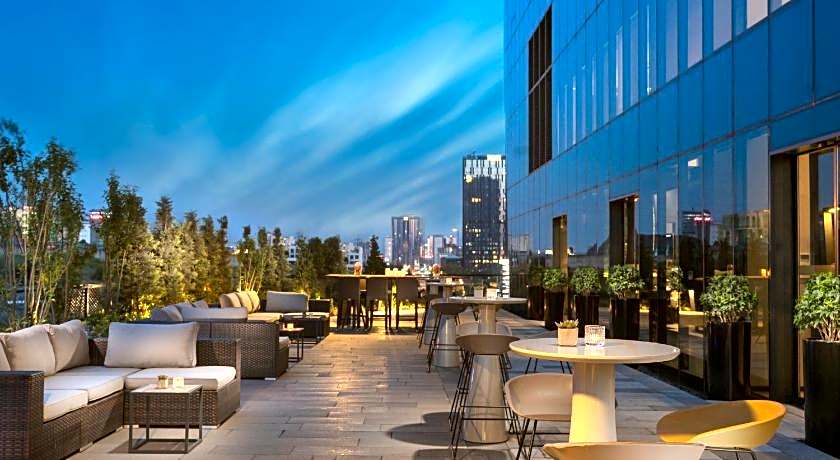 Centro Westside by Rotana