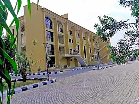 Hevee Hotel and Suite