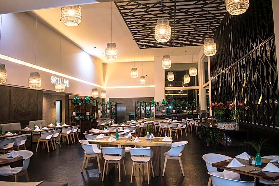 Square Small Luxury Hotel