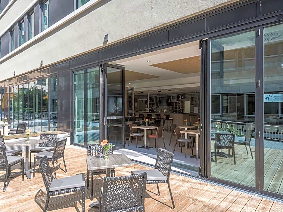 Premier Inn Frankfurt Westend Hotel
