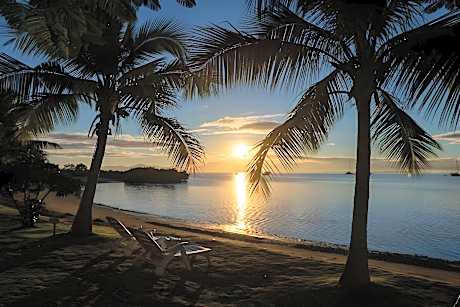 Belo Vula Island Resort