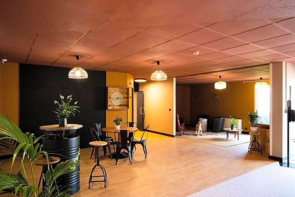 greet Hotel Castres Saix