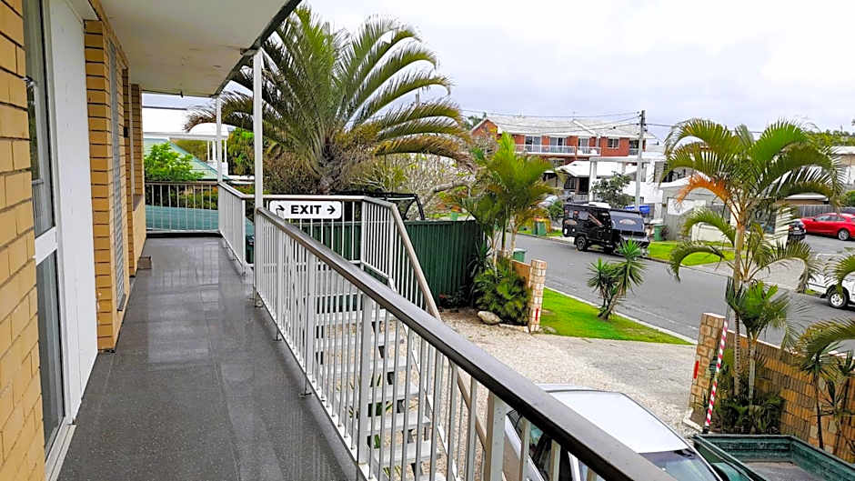 The Queenslander Motel