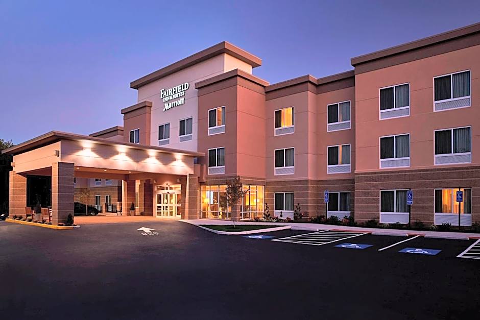 Fairfield Inn & Suites by Marriott Alexandria