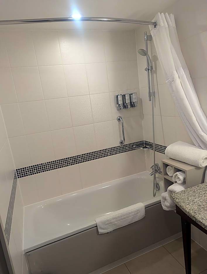 Hampton By Hilton Liverpool John Lennon Airport