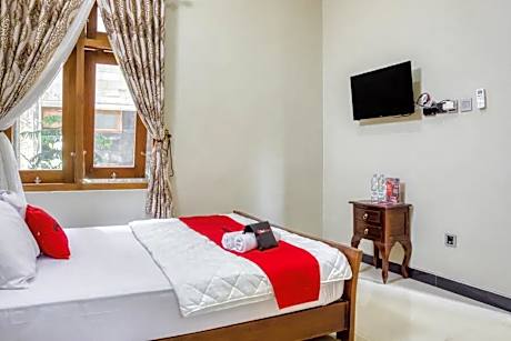 RedDoorz @ Jakal Atas KM 10