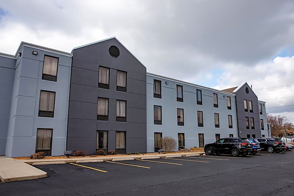 Carpenter Street Hotel