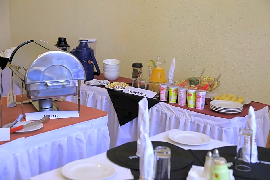 Executive Airport Hotel