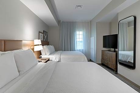 Two-Bedroom Suite - Communications/Mobility Accessible