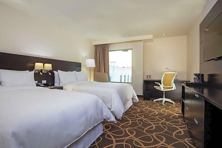 DoubleTree by Hilton Toluca