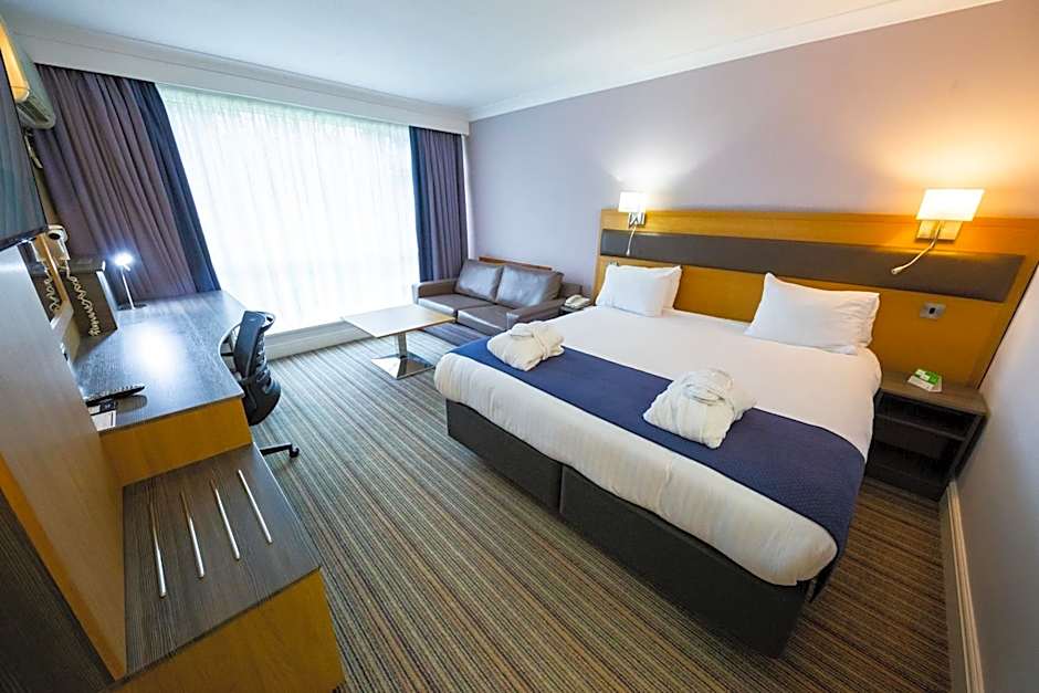Holiday Inn Newport By IHG