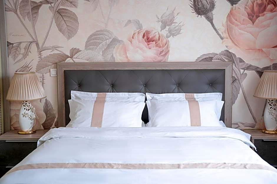 La Maison Charentonneau