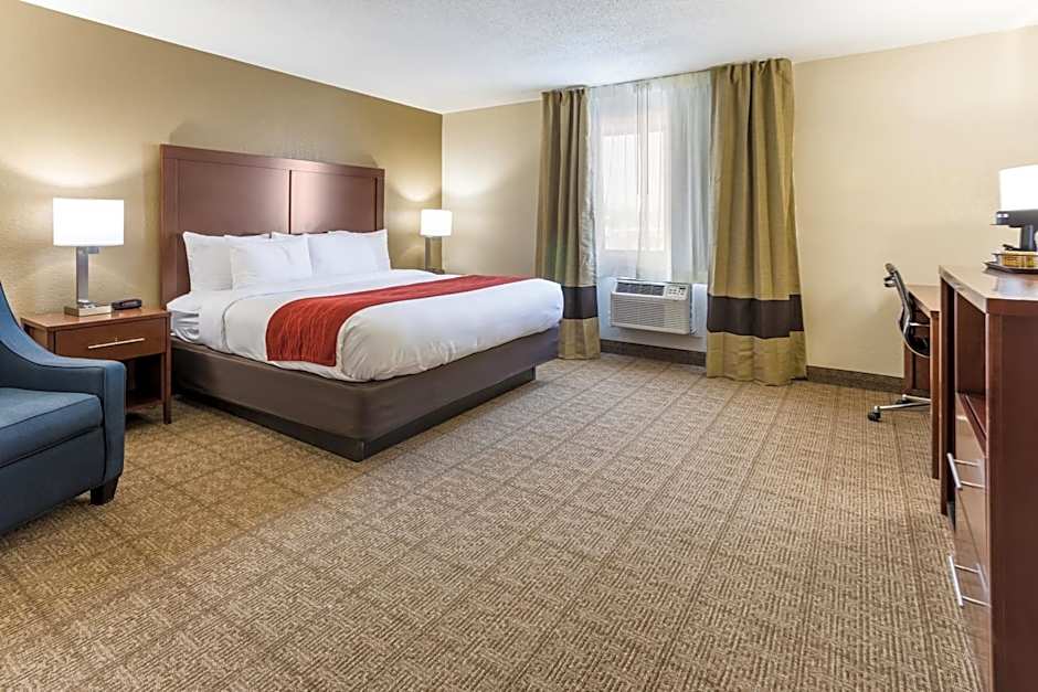 Comfort Inn Waukesha - Milwaukee West