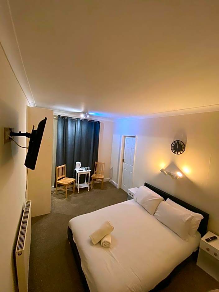 Sea Side Hotel