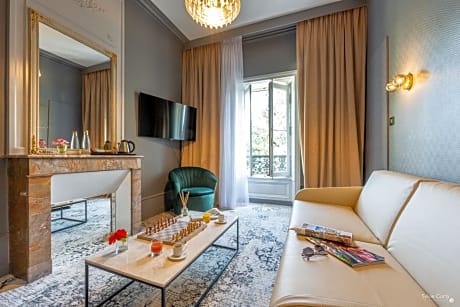 Suite